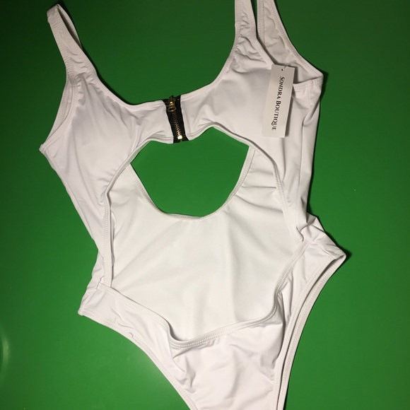 Sexy white zipper cut out one piece swimsuit - Picture 3 of 5